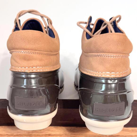 Tommy Hilfiger Duck Boots Women's Size 9 Low Cut Brown Leather Uppers Waterproof - Picture 5 of 9